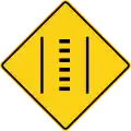 W17-3b Grooves in center