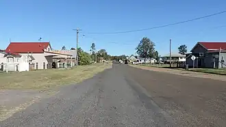 Macintyre Street (main street), Leyburn, 2015
