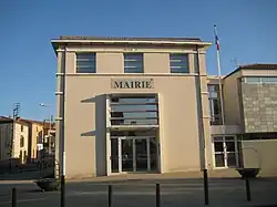 The town hall in Aulnat