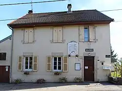 The town hall in Genod