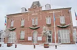The town hall in Offranville