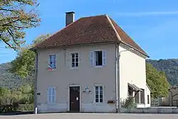 The town hall in Saint-Hymetière-sur-Valouse