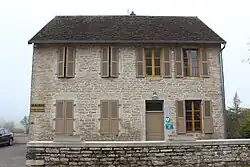 The town hall in Val-d'Épy