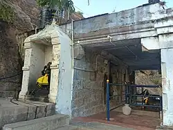 Cave Temple (Malai Kozhundeeswarar temple)