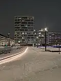 Residential building Marskinpuisto photographed from Mannerheim Park.