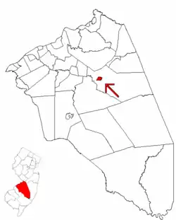Pemberton Borough highlighted in Burlington County. Inset map: Burlington County highlighted in the State of New Jersey.