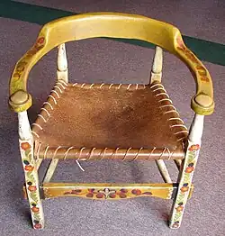 Straw Yellow and Straw Ivory Mason Monterey Horseshoe-back Polychrome Chair