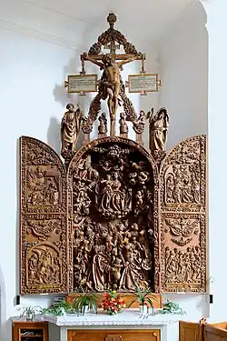 Carving altar