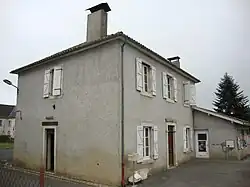 The town hall of Menditte