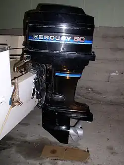 Transom-mounted outboard motor