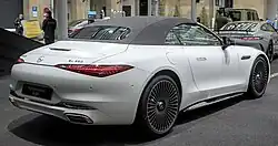 Rear view (SL 680)