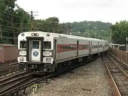 Shoreliner IV car enteres North White Plains station. Car 6222 was destroyed in the December 2013 Spuyten Duyvil derailment.