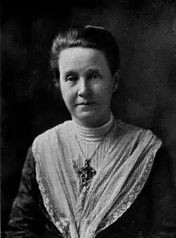 Portrait picture of Fawcett, looking at the camera