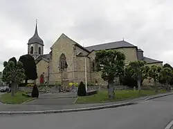The church of Saint-Pierre and the war memorial