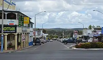 Looking down Newton Street to the Burnett Highway, 2017