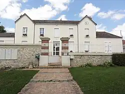 The town hall in Mortery