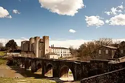 The bridge and the fortified mill in Barbaste