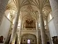 Towards choir loft