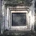 Plaque.