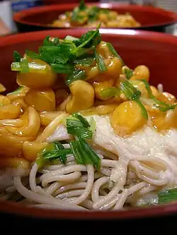 Nameko soba (nameko mushrooms)