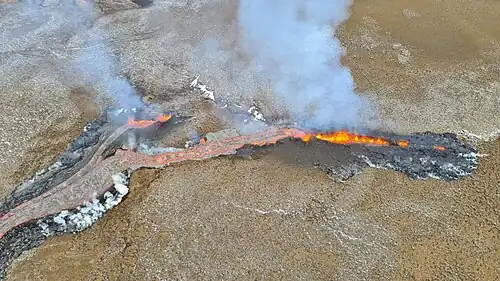 The new eruption fissures