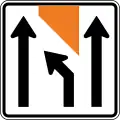 Lane management (three lanes, middle lane merges to the left)