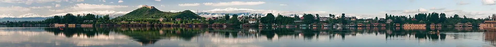 Nigeen lake