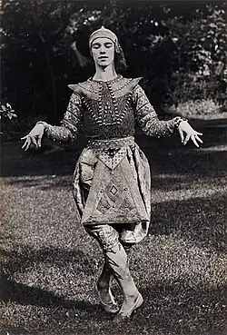 Vaslav Nijinsky in the Siamese dance from Orientales (1910).