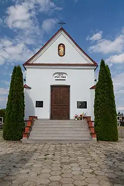 Cemetery chapel in Brzeziny