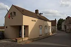The town hall in Orveau