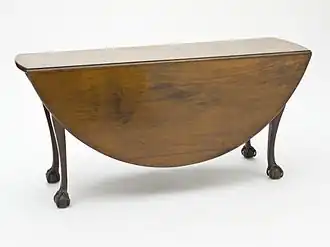 Drop-leaf table
