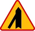 A-6e "entry of the one-way road from the left" Drivers on the side road have to yield [3]