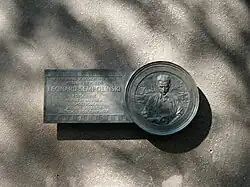 27 Walecznych Street: Memorial plaque