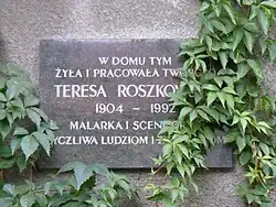 15 Obrońców Street: Commemorative plaque for Teresa Roszkowska