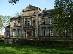 Palace in Dąbrówka Mała