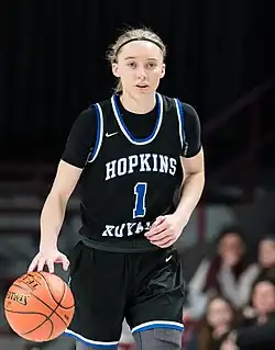 Bueckers dribbling for Hopkins High School