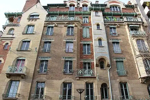 Hector Guimard, Facade of the Castel Béranger (1895–98) at 14 Rue de La Fontaine (16th Arr.)