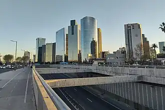 Paseo del Bajo, Retiro.jpg
