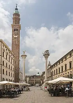 Torre Bissara' in Piazza dei Signori