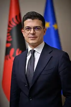Pirro Vengu