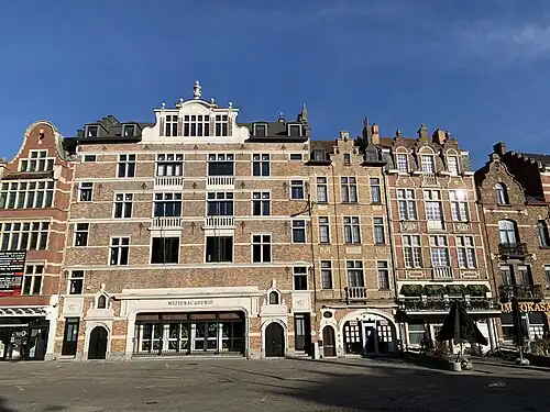 Eastern side with former cinema Vaillance