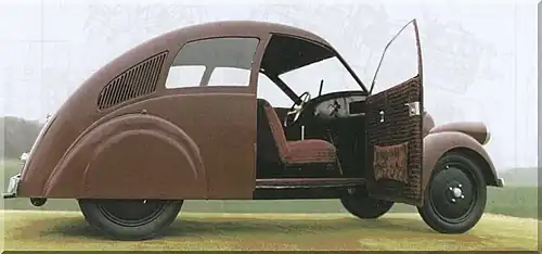 Scale model of the Porsche Type 12