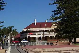 The Port Broughton Hotel in 2005