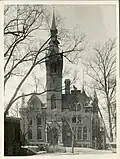First courthouse (1875), designed by Stone & Carpenter