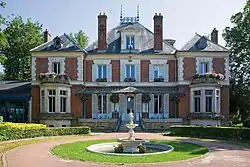 The town hall of Quincy-sous-Sénart