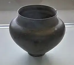 Roman shoulder pot, Hetjens Museum Düsseldorf