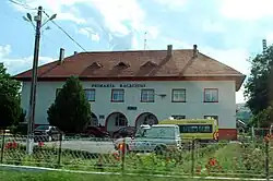 Răcăciuni town hall