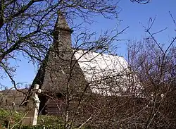 Wooden church in Alun