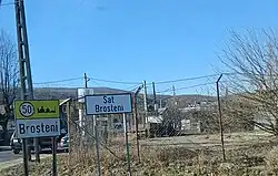 Entrance sign to Broșteni