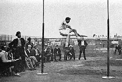 Ray Ewry high-jumps, 1904 Summer Olympics